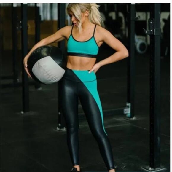 Zyia NWT Active Jade River Stone Metallic Athletic Sports Bra Green Black Large - Picture 10 of 10